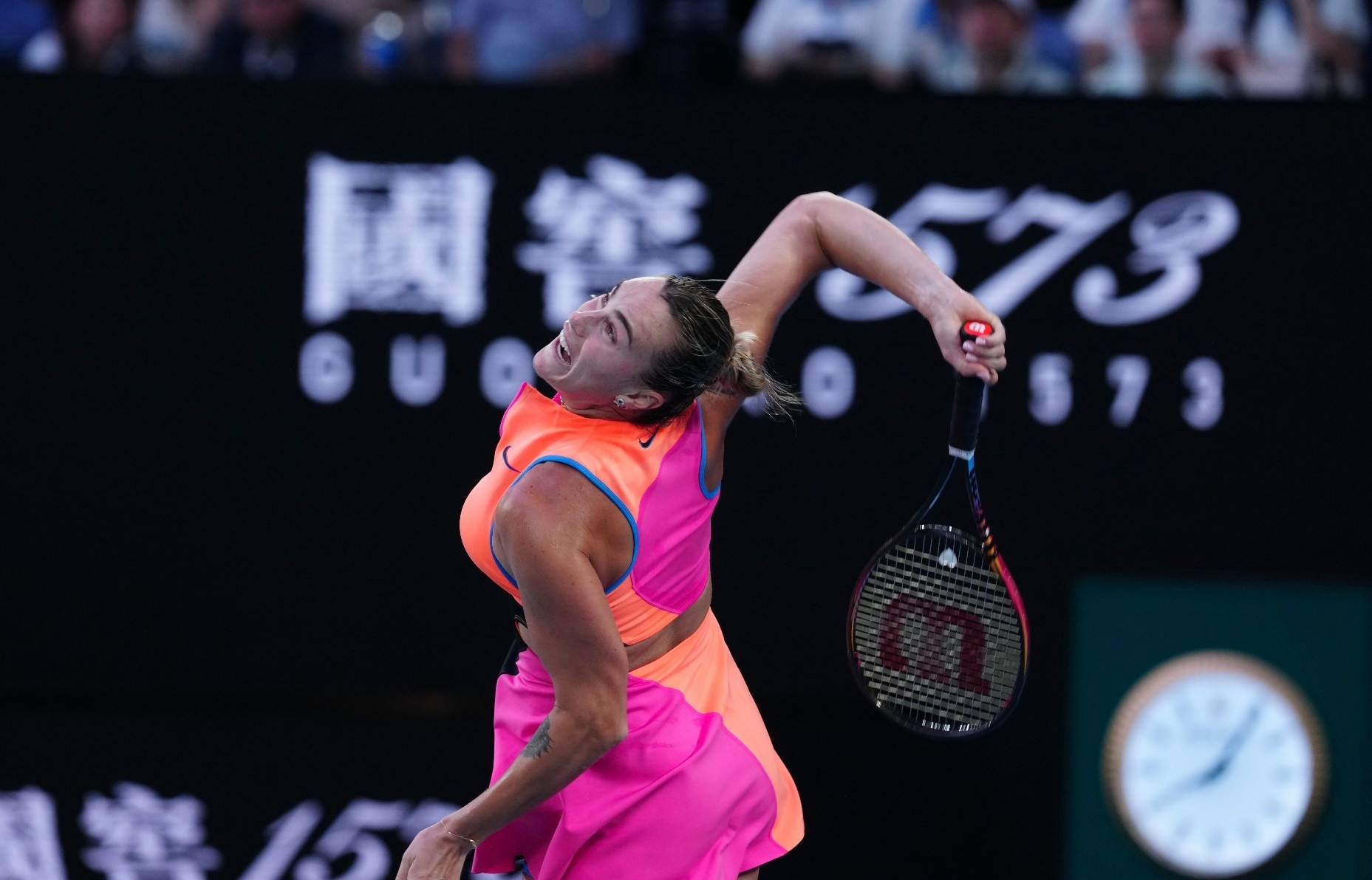 祝贺莱巴金娜赢得她的第二个大满贯冠军！这话听着好像有点儿不对：什么什么？莱巴金娜