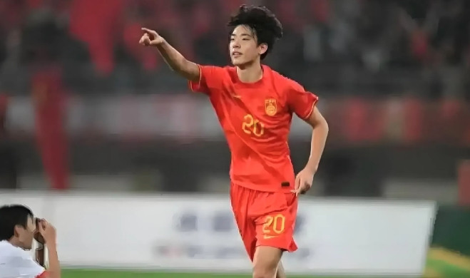 国足丢掉冠军，选人错误的安东尼奥是最大的罪人