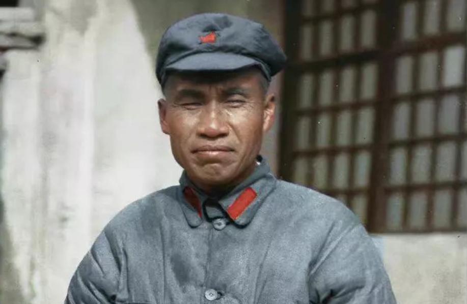 一根扁担的真假之争，照出了我们对历史最大的误解“朱德的扁担”，这个故事我们从