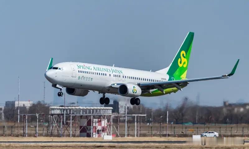 马云说的"你敢占我小便宜，我就占你大便宜"的商业模式，在春秋航空体现得淋漓尽