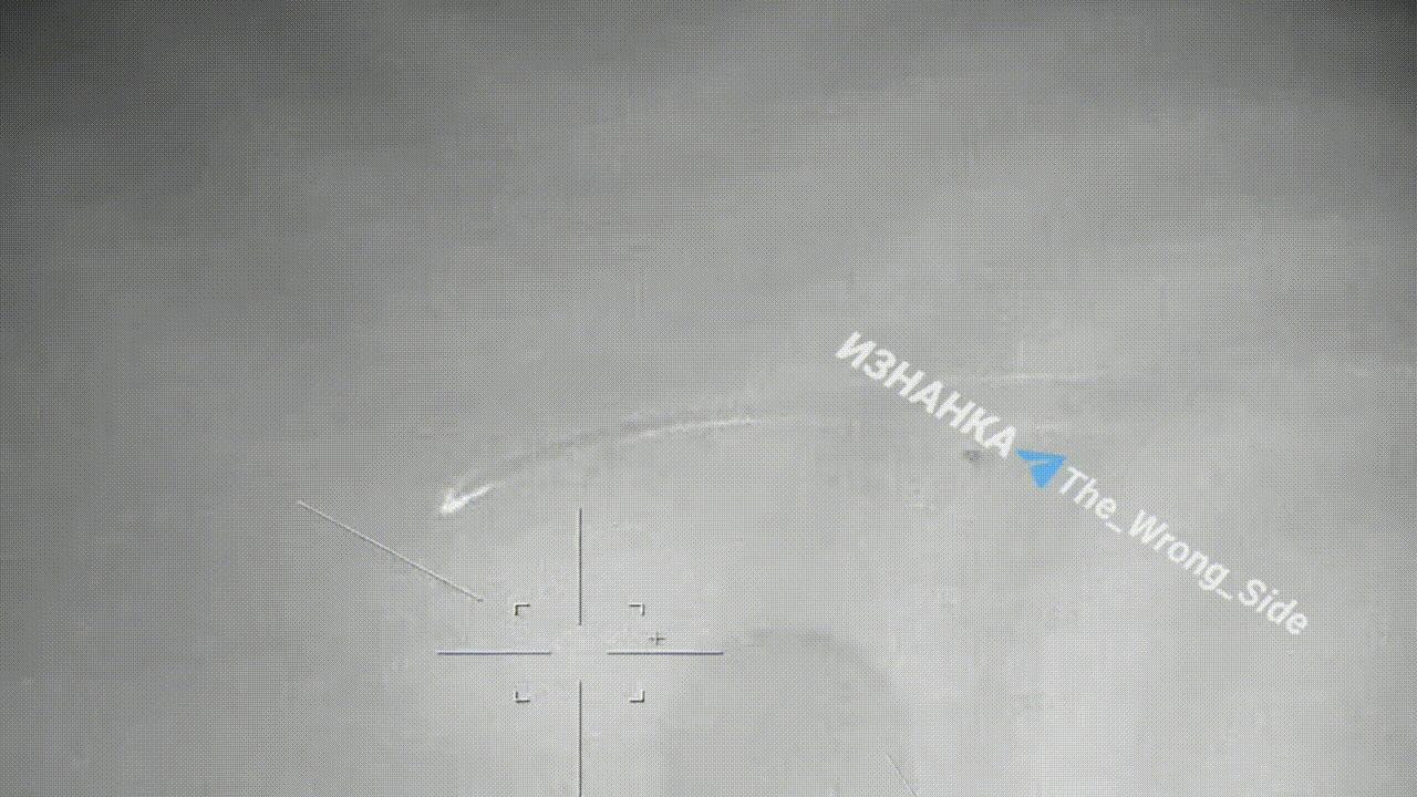 俄空天军出动苏-30SM2战机，发射Kh-31空对舰导弹、摧毁了乌军三艘无人艇。
