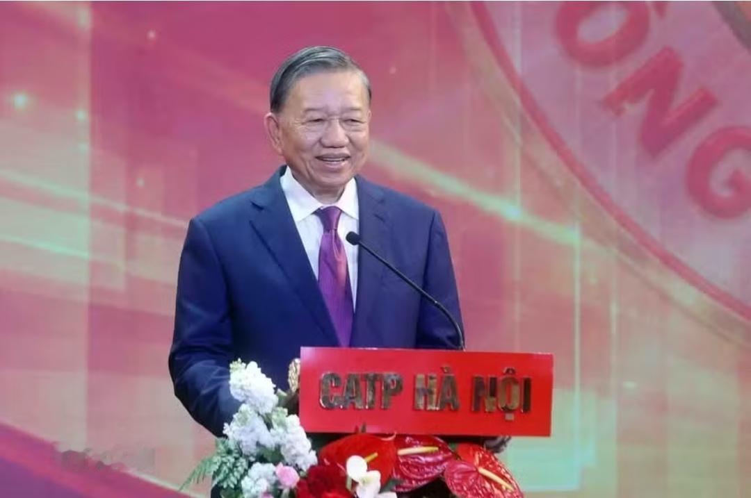 性情中人！很多人看着纳闷，苏林好像特别忙，大大小小活动都到场！10月10日，