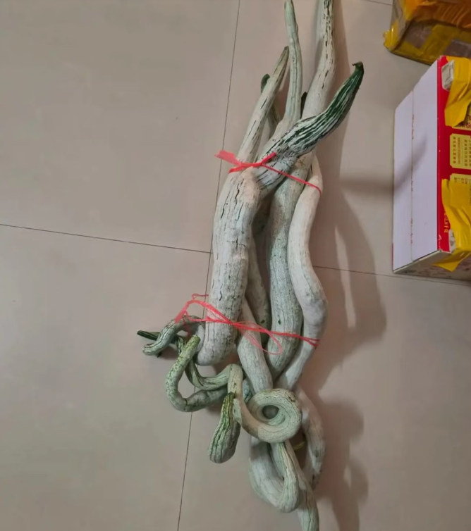 这诱人的美食是哪的特色？有知道名字的吗？