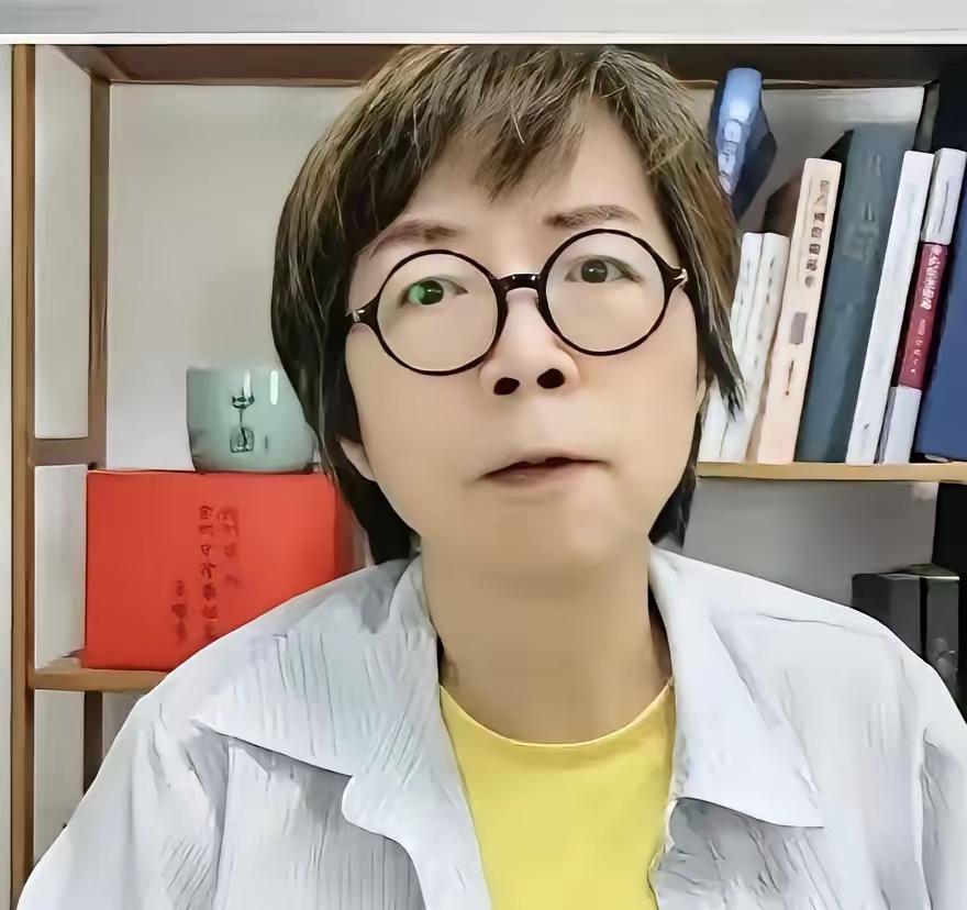 黄智贤说：“今天卓荣泰不副署，是听我的啦！卓荣泰不副署是刚刚好而已，如果卓荣泰副