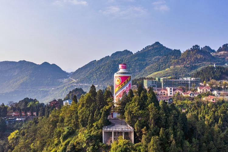 天天都有人争中国酒都，争来争去也没个准话，很多人连基本常识都搞混了。今天咱不吹