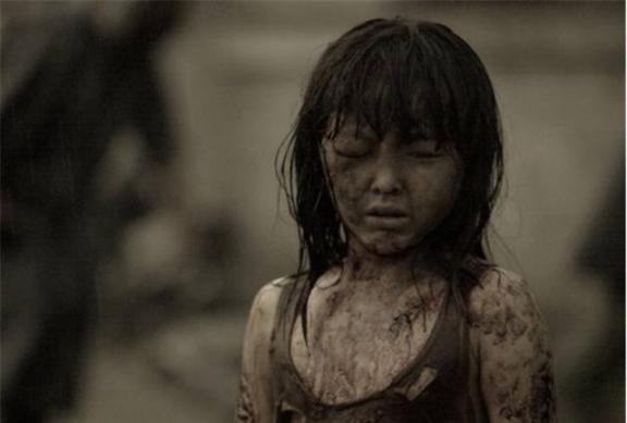 2010年，冯小刚请李健写歌，李健哼唱出来，他却不满意：“这歌根本压不住电影，再