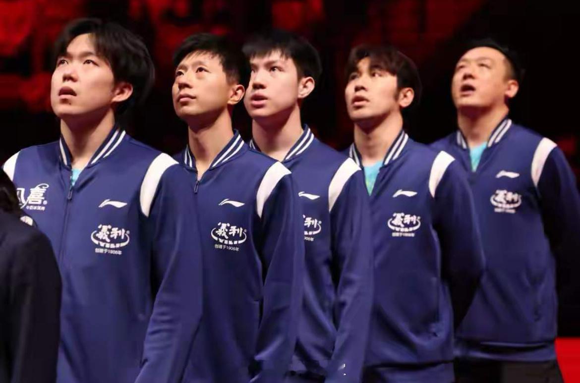 终于圆满了，恭喜马龙的金满贯之王，王楚钦在龙队拿下两分的前提下，为马龙凑上了宝贵