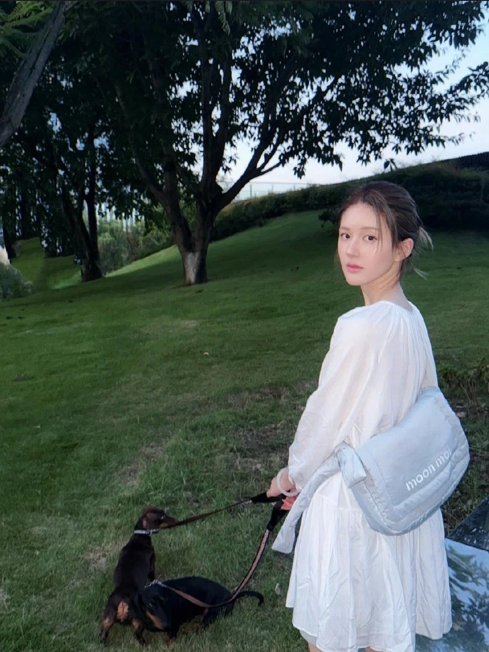 赵露思ins更新