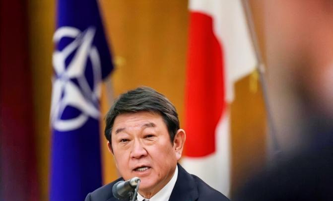 日本的天彻底塌了。如果说日本此前还有幻想，希望改善中日关系，那么随着7月12日，