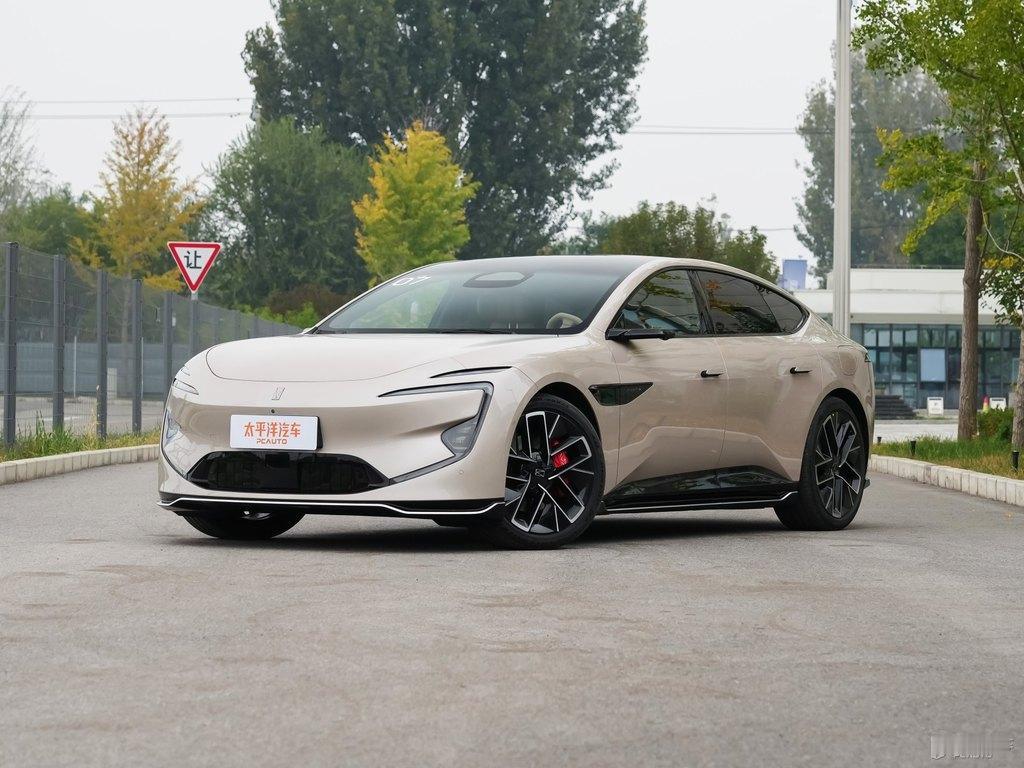 阿维塔12四激光版10月28日上市！全系标配华为乾崑ADS4，4颗激光