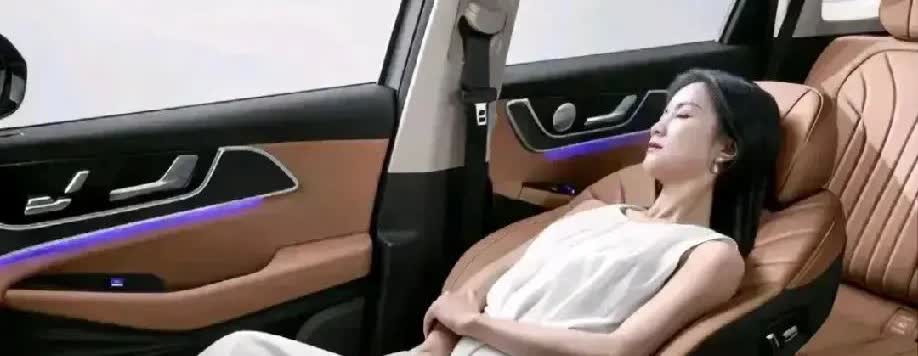 大数据推送的，你相不相信！国产汽车质量大排名：第一名：一汽红旗第二名