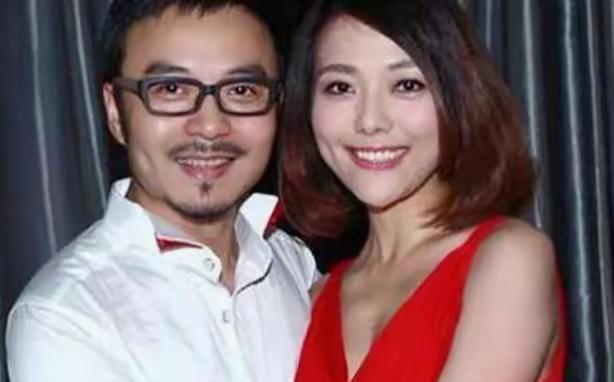 当年结婚时，汪涵对老婆说：“乐乐，咱俩结婚后，我保护你，上交保护费没问题，但我得