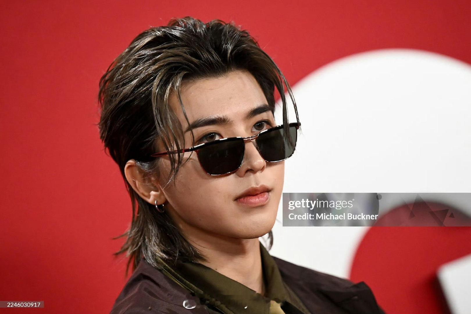 蔡徐坤洛杉矶活动G社出图，巨C你怎么变成这样了……