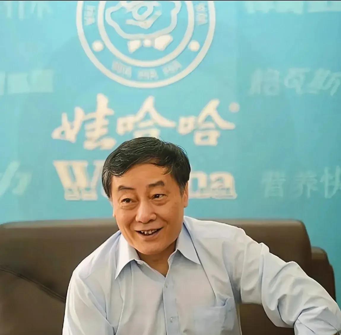 把宗馥莉放国外读书，小三在国外安置，宗老安排的呗，男人嘛，总认为一切在自己掌握之
