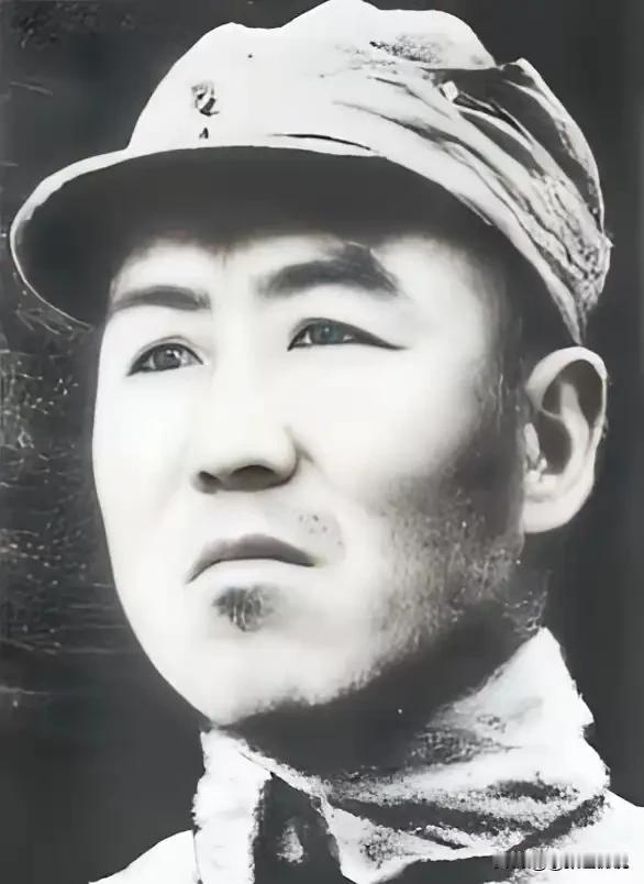 1936年，叛变的地下党陈海约陈毅到酒店里见面，没想到陈毅先去了叛徒家中，只因叛