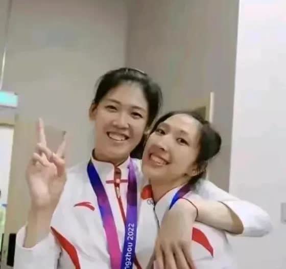 中国女排“四大金刚”球员1.第一金刚：李盈莹李盈莹，出生于2000.