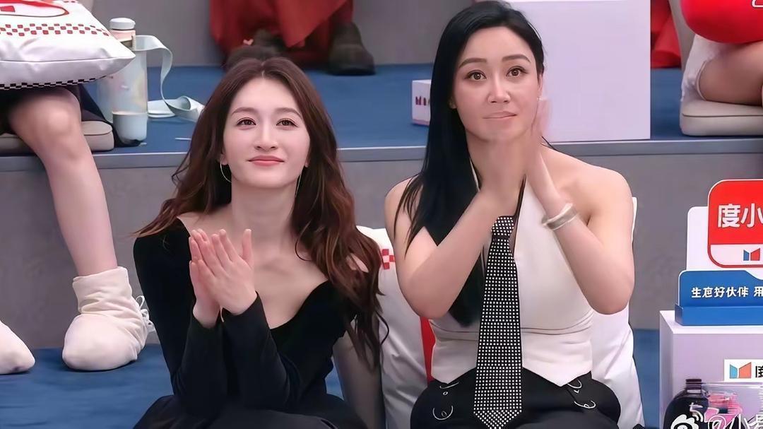 乘风2026的排不排名的先放一边，镜头突然带到的李小冉美的人一大跳