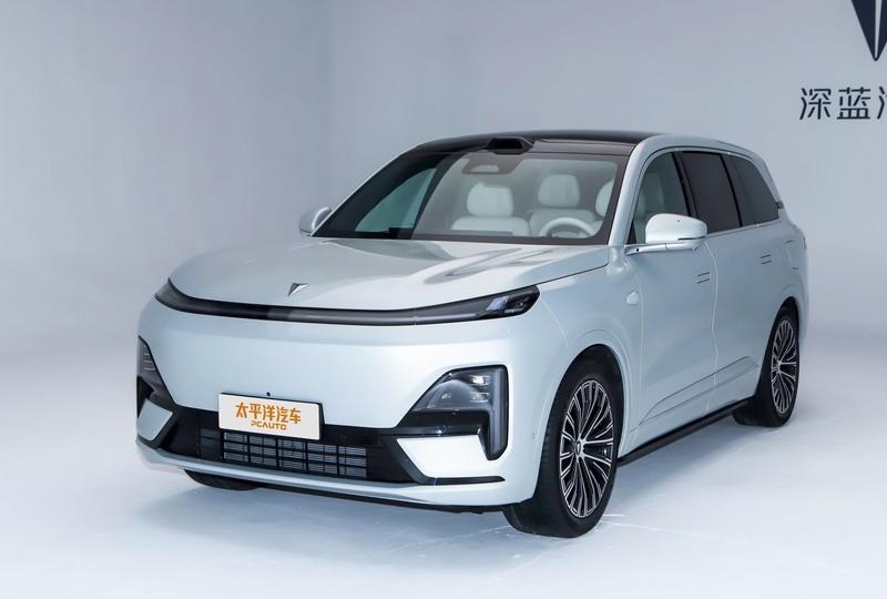“9”系车型又一猛将！深蓝S09正式上市了推5款车型，官方指导价23.99-3