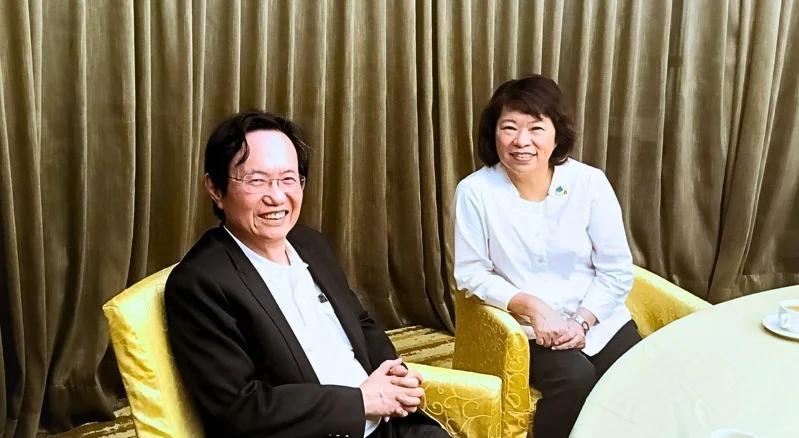 拜会黄敏惠蔡志弘：国民党主席候选人不能藉分裂党争取选票国民党主席选举开跑，党