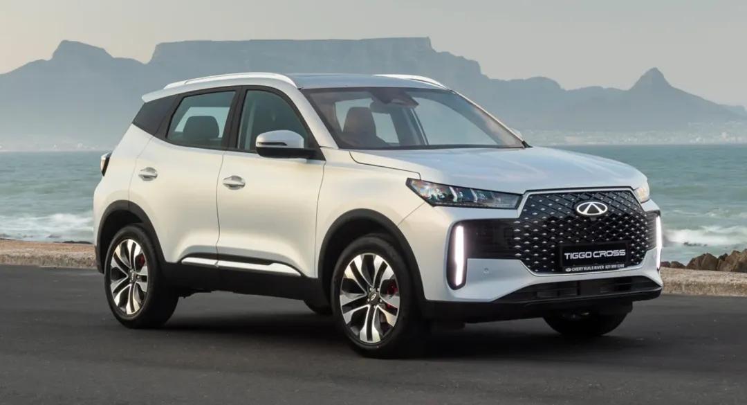 奇瑞南非建厂近日，在桑顿举行的第六届南非投资大会上奇瑞正式确认，将在南非投资建