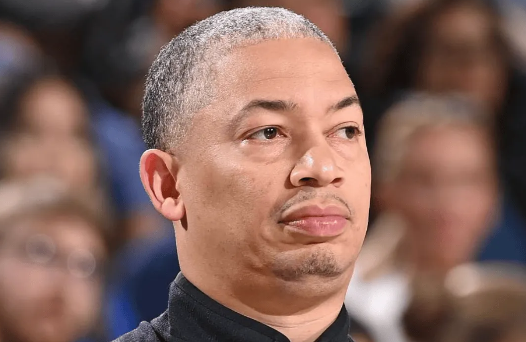 ESPN记者BrianWindhorst近日在采访中谈到了快船，他表示快船目前