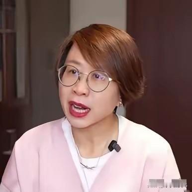 这次开会本以为会有多高端，​结果一不小心变成了“拔线局”。​沈逸问某教授：“