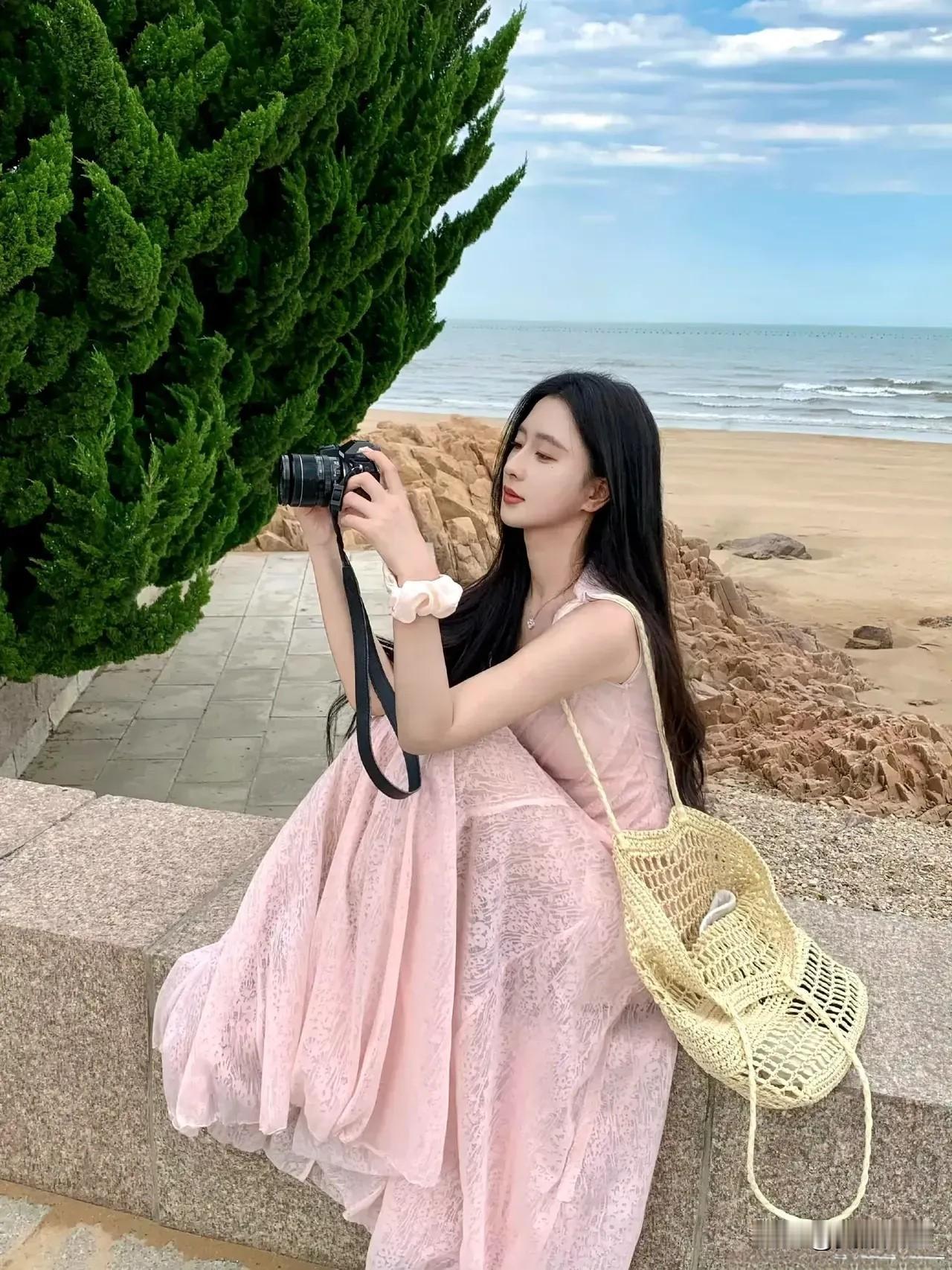 邢台大峡谷位于太行山脉，河北省邢台市，这里景色壮美。峡谷幽深，山峰巍峨，山清水秀