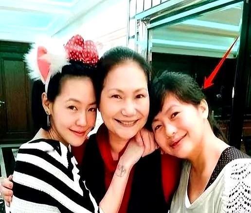 汪小菲的婚礼筹备现场简直比八点档还精彩！自从传出要再婚的消息，前夫哥那边就没