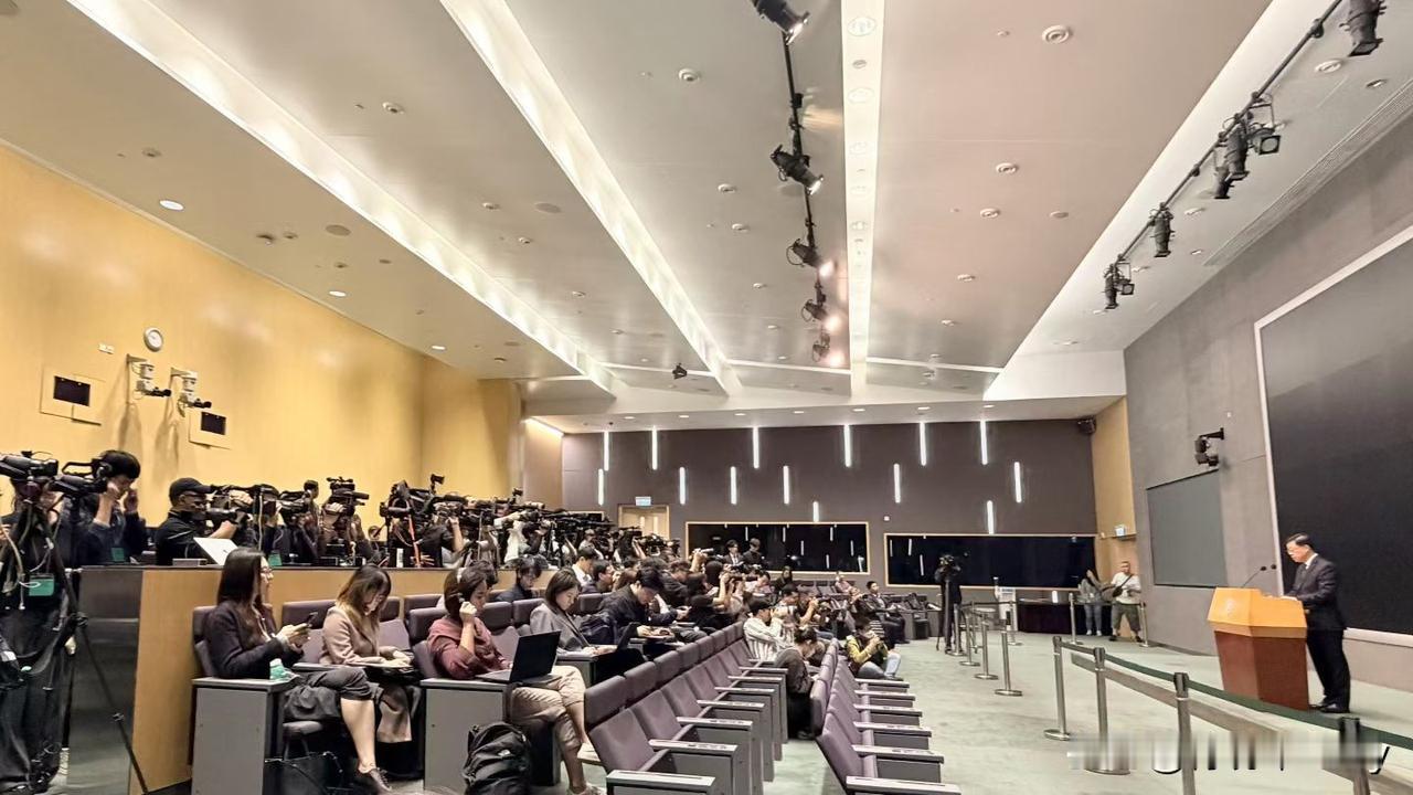 【重磅】香港特首李家超周二上午見記者，公布兩個重要消息：1）成立獨立委員會，