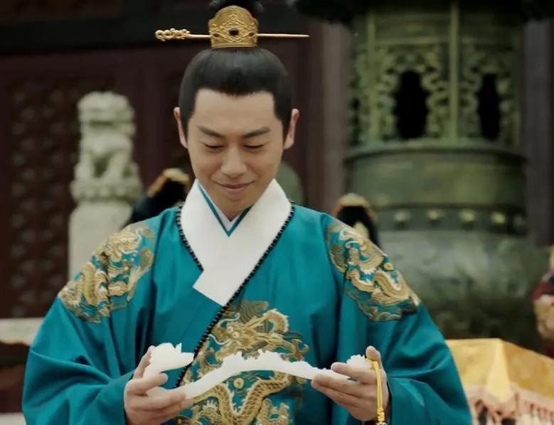 今日话题：朱瞻基的兄弟为什么没有跟他抢皇位？？？网友甲：朱棣梦见朱元璋给其大