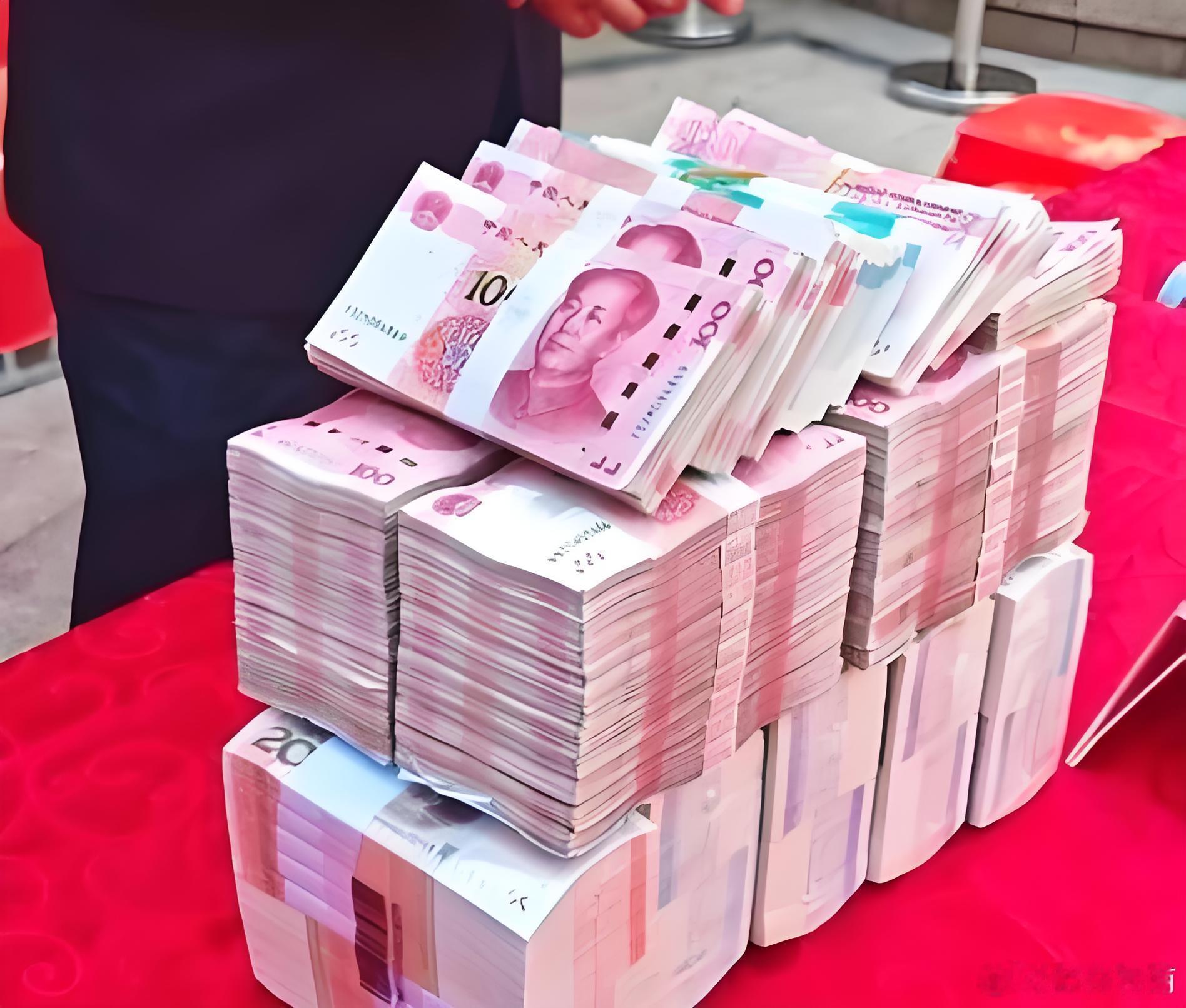 我们为什么不喜欢全民发钱？我今天换个角度来解读这个问题！给大家看个真实数据：5毛