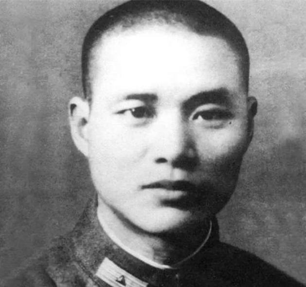 1932年，沈醉发现情报组里一个组员，老给日本人提供情报，他马上将此事报告戴笠。
