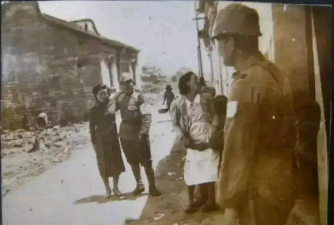 1945年，日本将20万日本慰安妇遗弃在东北，后来至少有11万人嫁给了当地老百姓