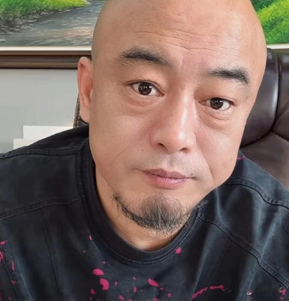 丁老五分析辛巴和蛋蛋是剧本，正派和反派都是818！五哥