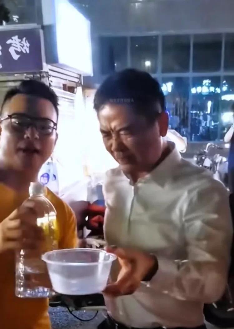 两千年间宿迁出了两位全国知名的大人物，项羽和#刘强东#，两人也都用实际行动验证