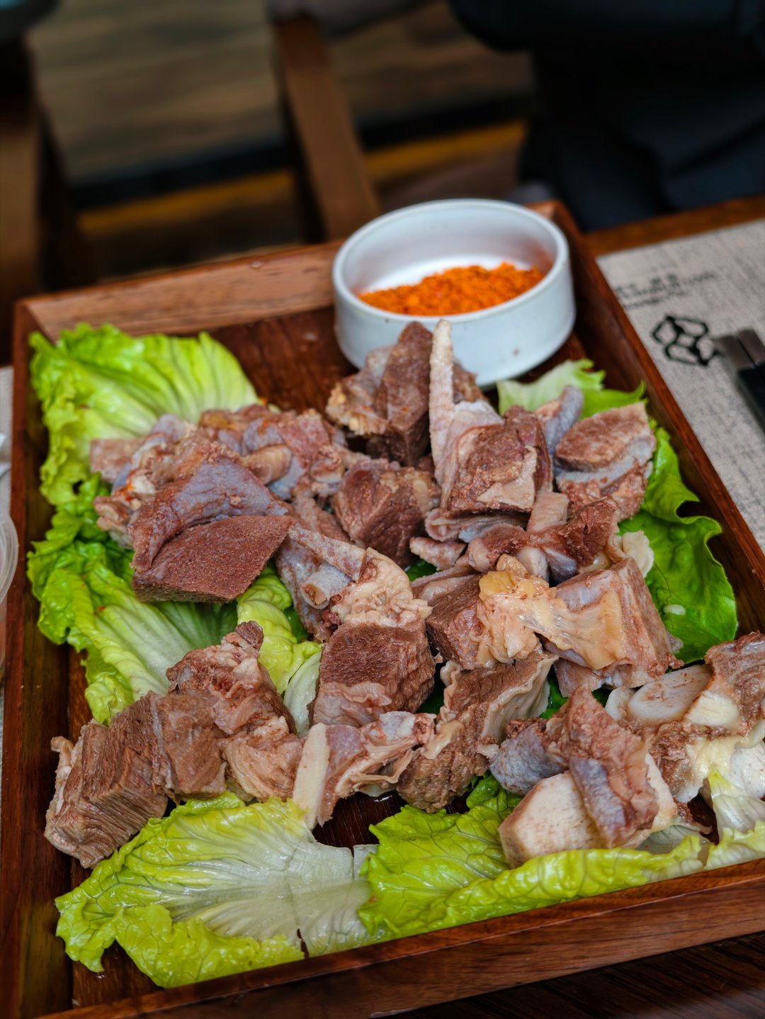 今天中午的午餐，在蜿蜒曲折的318国道进藏的路上，大家感觉怎么样～甘孜