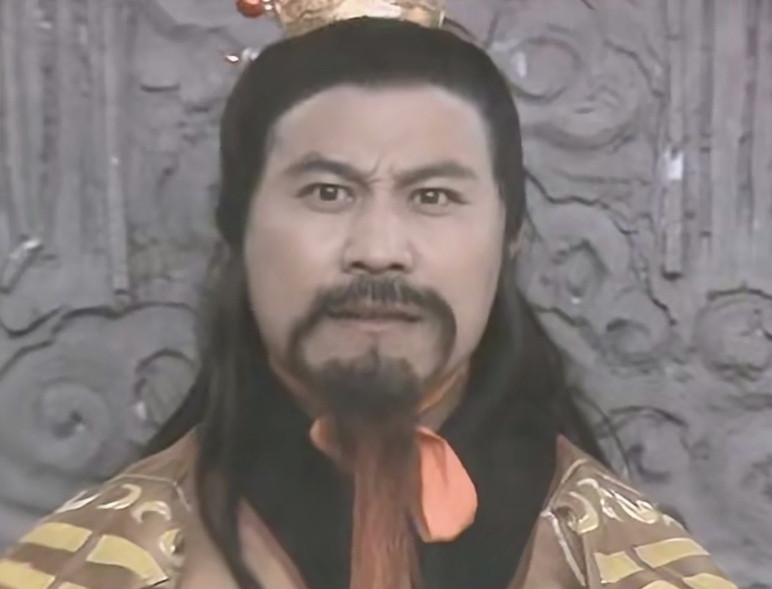 看到女儿国这一集才发现牛魔王原来还有个兄弟就是阻止孙悟空打水的那个这兄弟的