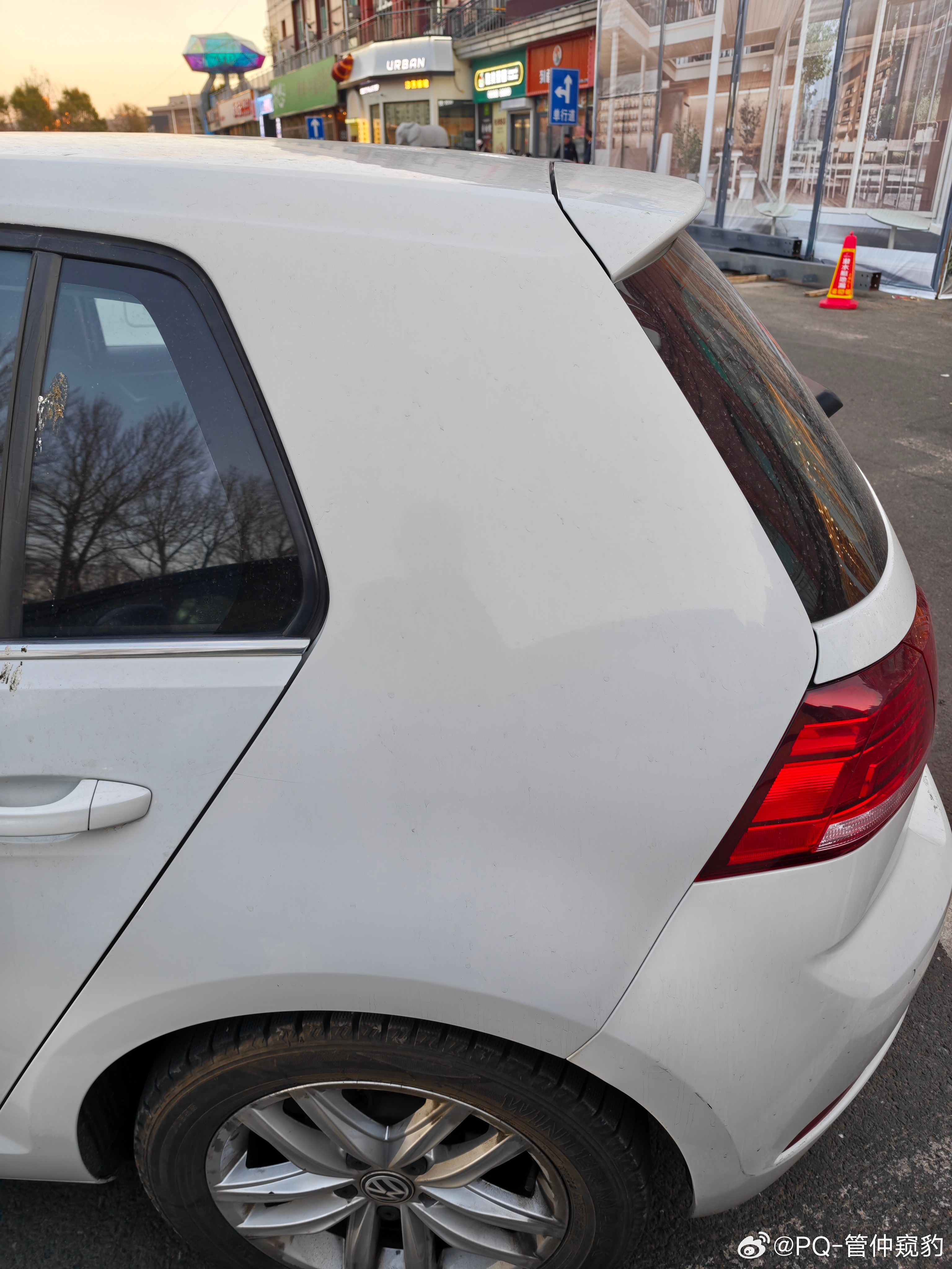 大众高尔夫永恒经典【C柱拐角】传奇设计师乔治亚罗灵感来源于【折纸】​​​