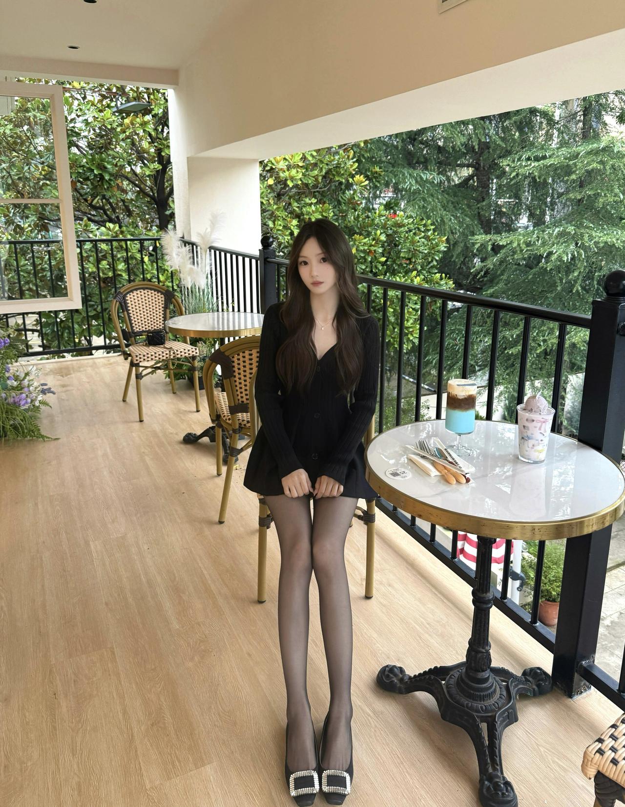 你爱上的从来只有感觉。