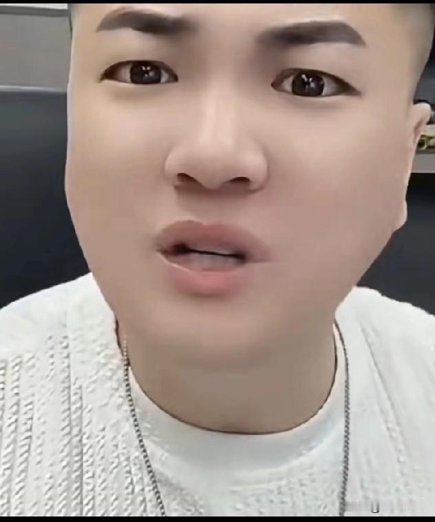 阿宇说不要小瞧老葛，除了818快手无人能与之相比！方