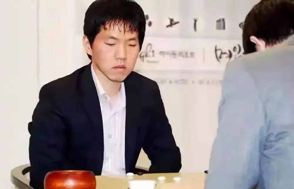 三星杯预选赛出最终出线名单确认，围棋第一人李昌镐不敌睦镇硕无缘正赛中国赵晨宇