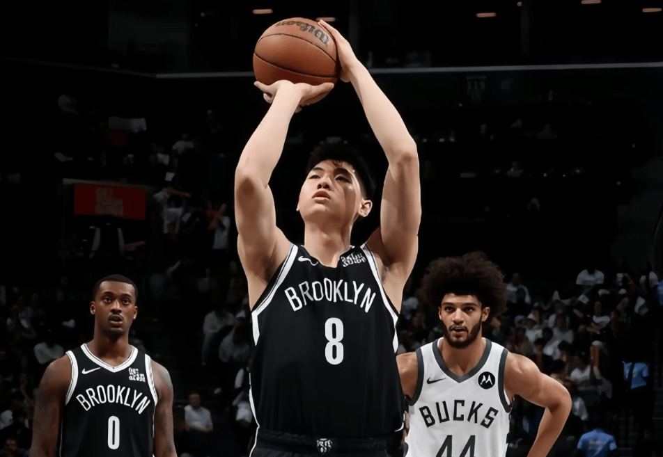 媒体人: 崔永熙ACL尚未完全恢复, 婉拒NBA球队显得格外明智