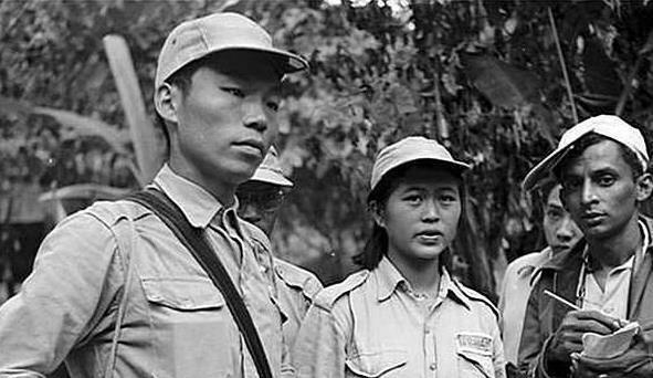 1956年12月，特务头子毛人凤在台北病死。消息传到金三角，国民党残军总指挥柳元