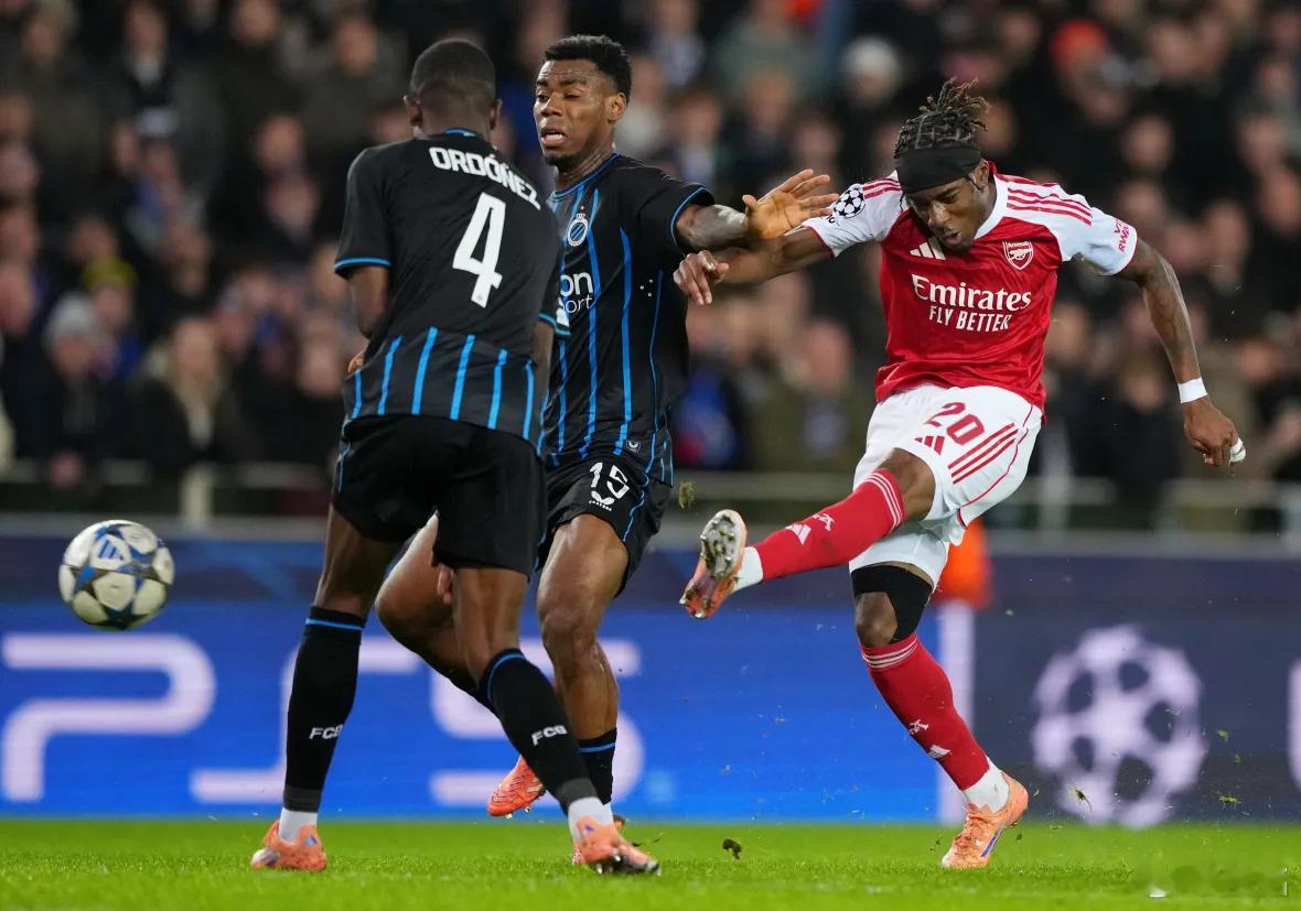 布鲁日0比3阿森纳对手实力不济，不过阿森纳这场完胜还是有不少积极意义。6战全胜