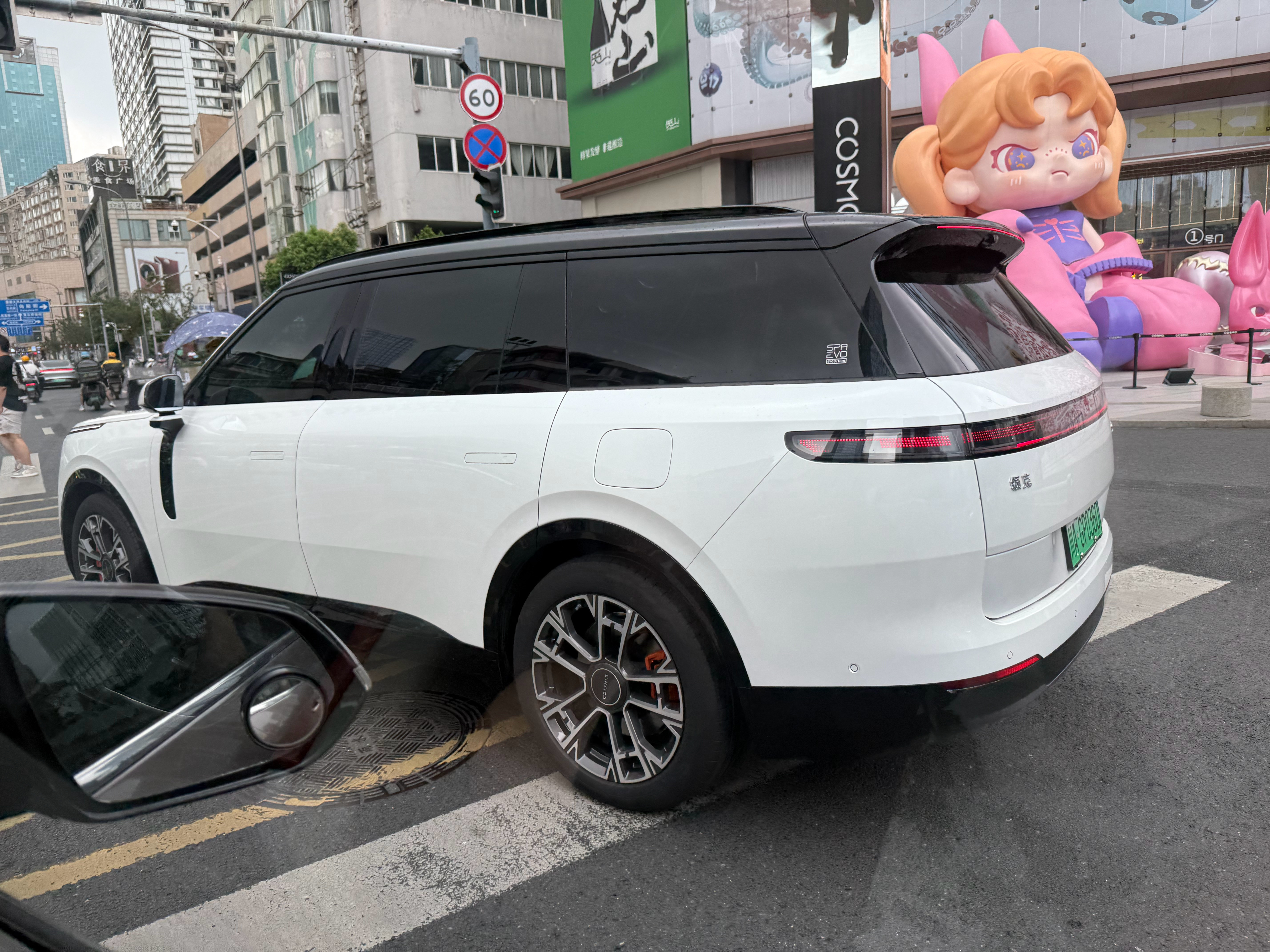 领克900卖的不错随处可见同款颜色​​​