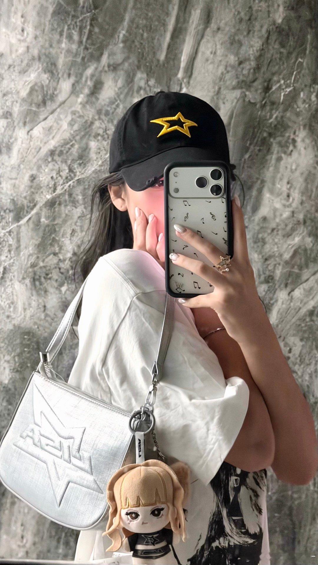 爱莎女风生水起#LISA##lisa##lisakpop女一#​