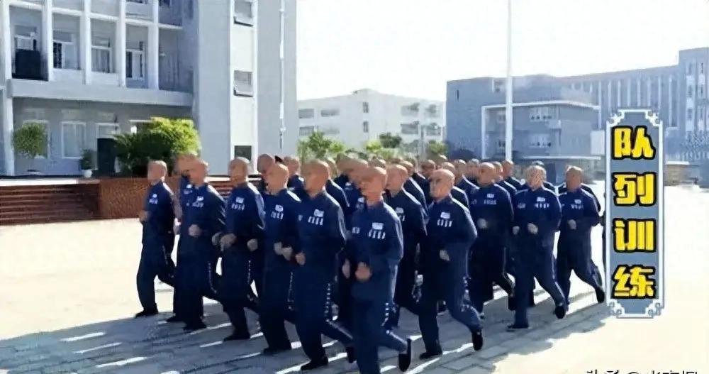 一个死刑犯，21年没进过监狱，这事儿真发生了。孙小果1994年17岁犯事，判3