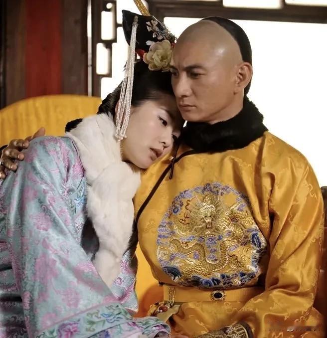 步步惊心是我很多年前看过的小说了，这两年突然被口诛笔伐完全是因为很多人根本没看过