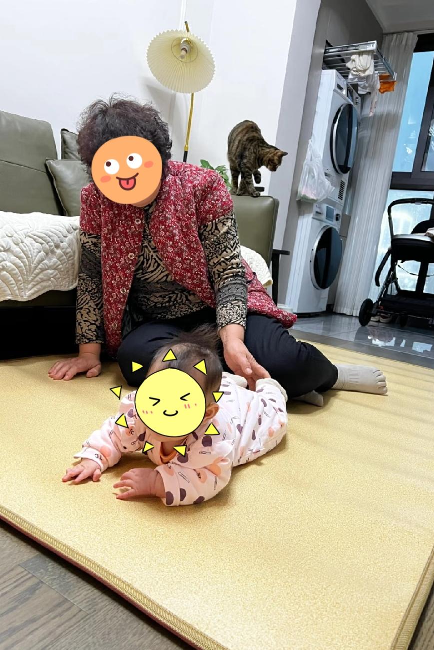 老人的消费真是一个谜!我妈,你说她大方吧,每个月6000块钱的养老金,每天生活