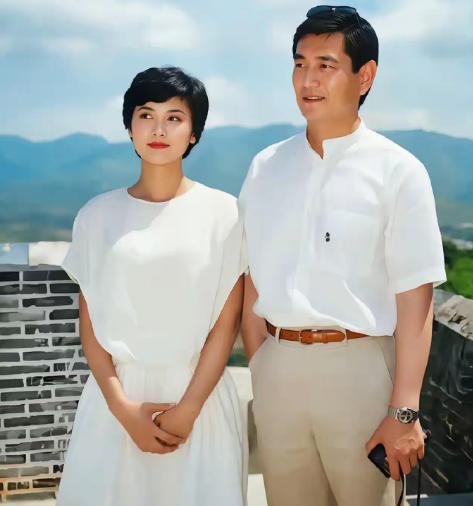 年少时看不懂女儿国王的美，光看猴子去了，如今才发现西游记中都是原生态的美。如今